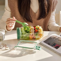 Plastic Sealed Storage Salad Jar