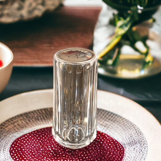 Salt & Pepper Shaker -D4