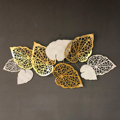 Leaf Design Metal Wall Hanging