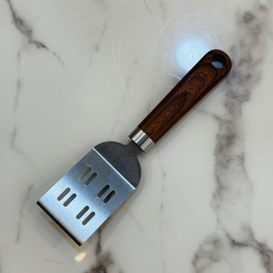 Wood Handle Cake Lifter -D2