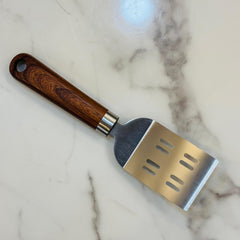 Wood Handle Cake Lifter -D2