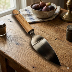 Wooden Handle Cake Lifter
