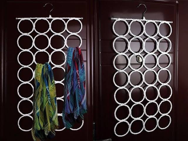 Scarf Hanger