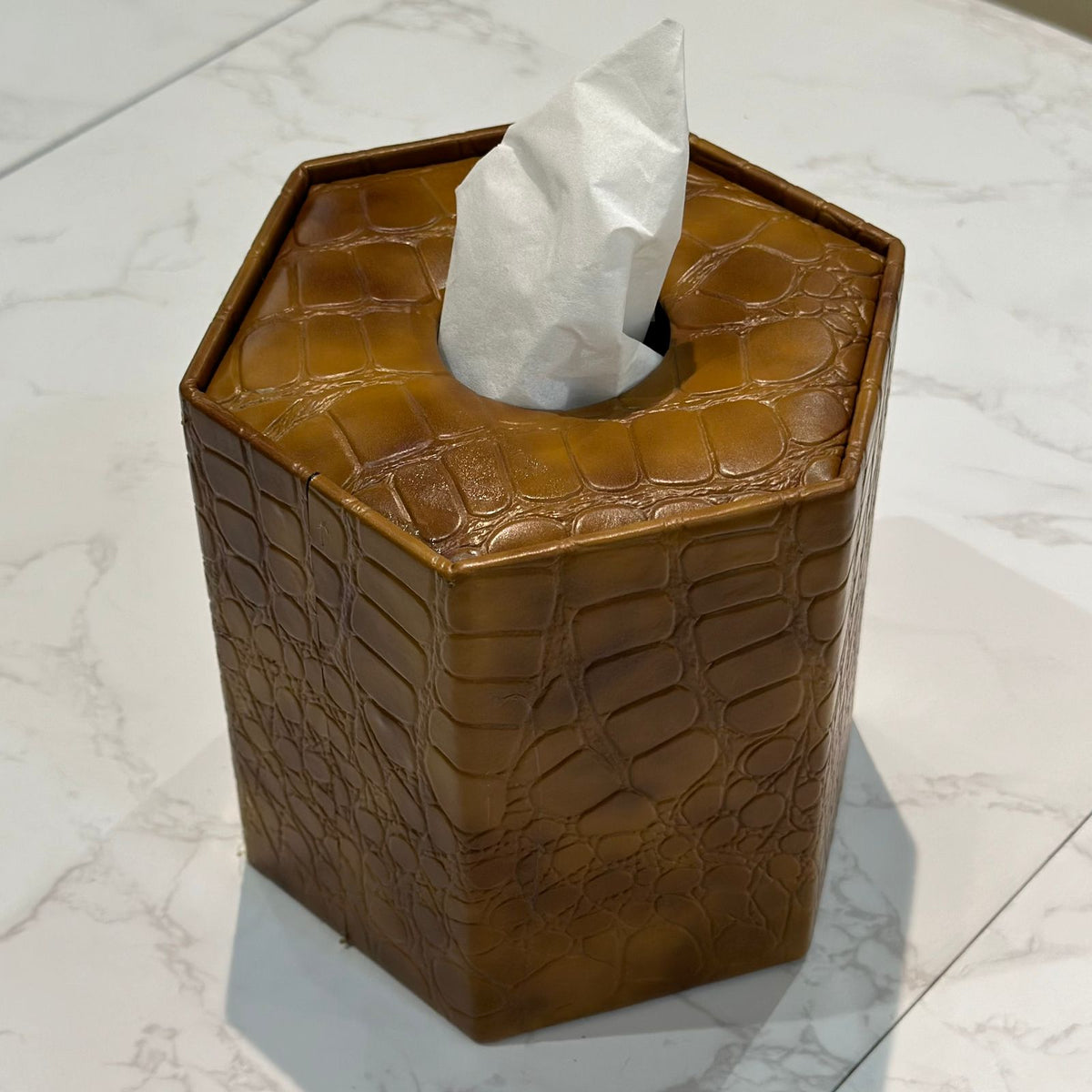 Leather Tissue Box Round -D2