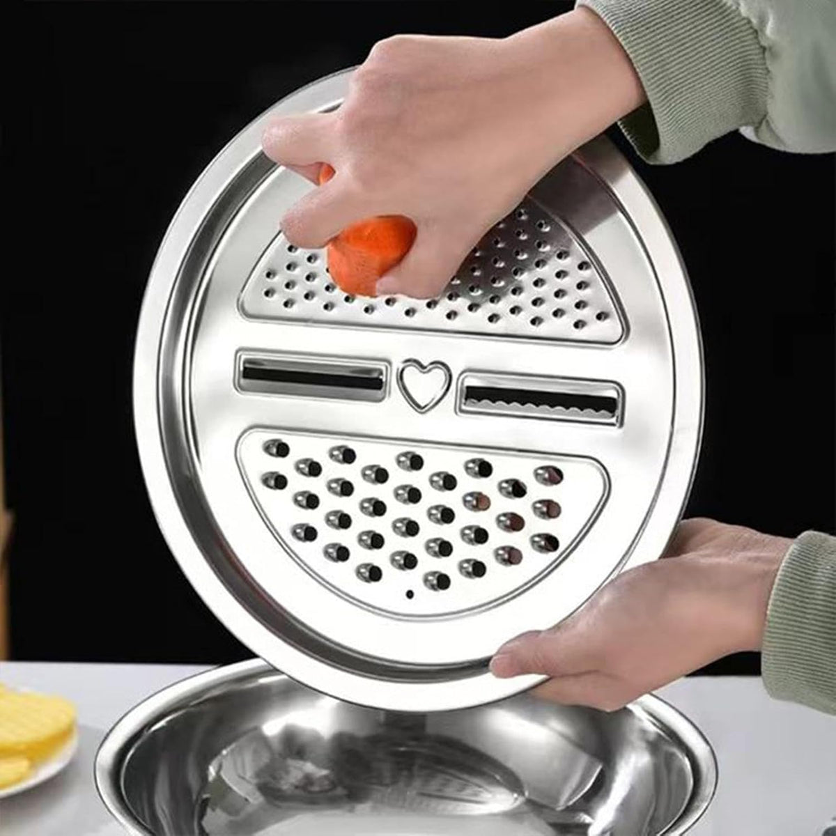 Multifunctional 3 in 1 Grater