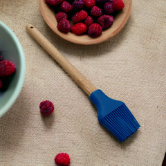 Wooden Handle Silicone Oil Brush
