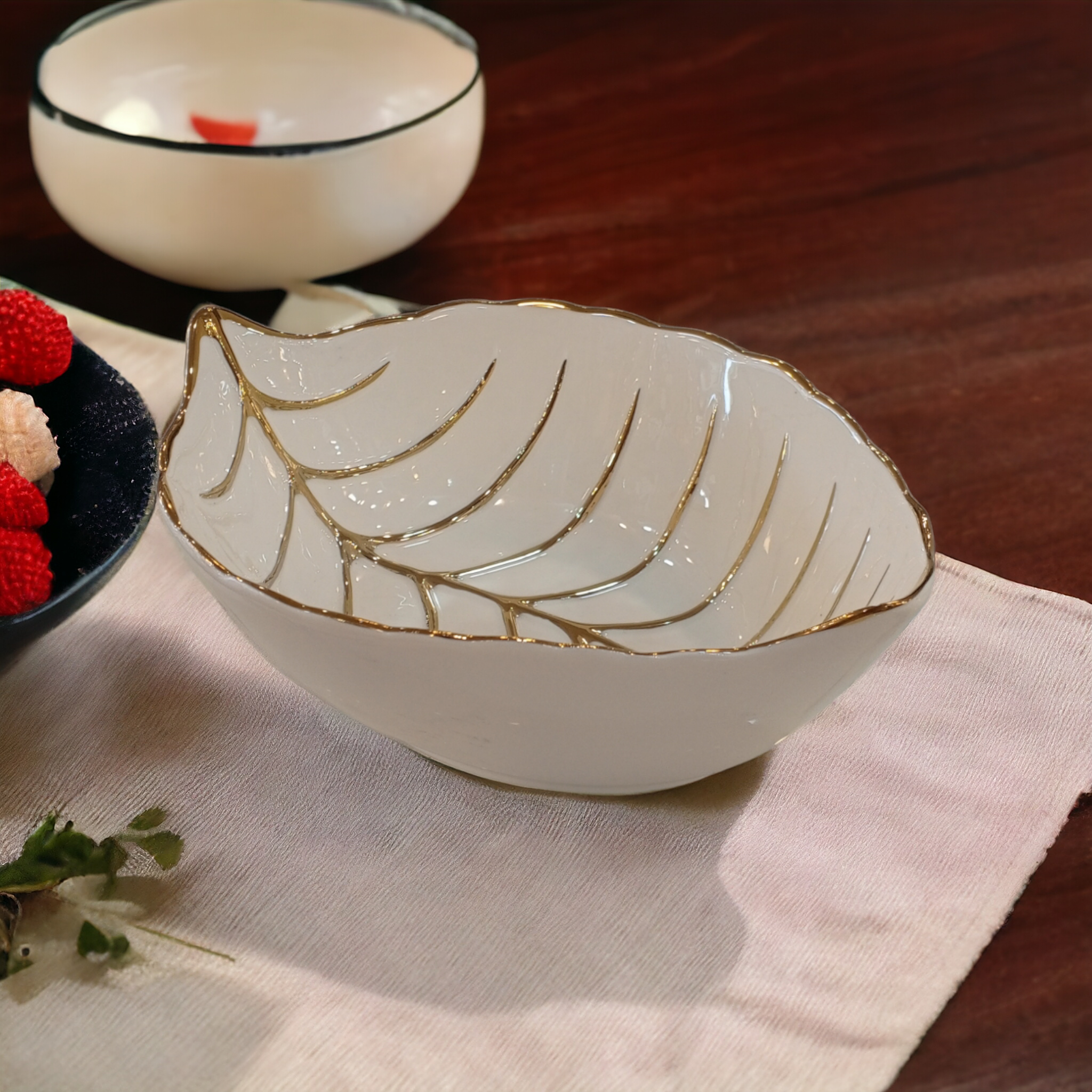 Leaf Shape Ceramic Bowl