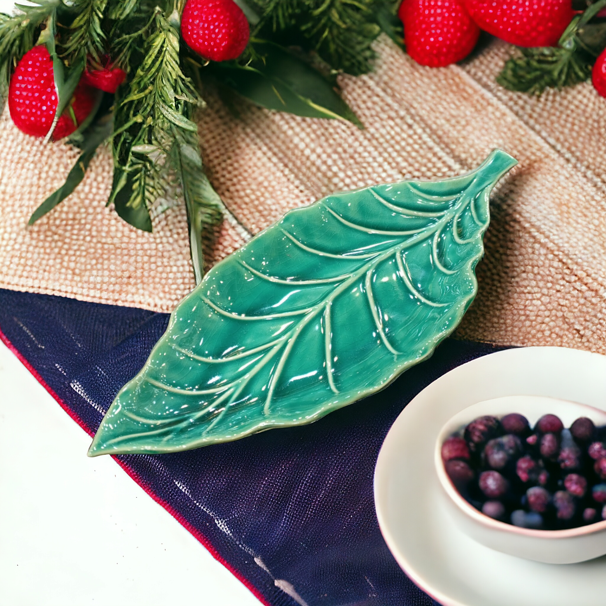 Ceramic Leaf Tray