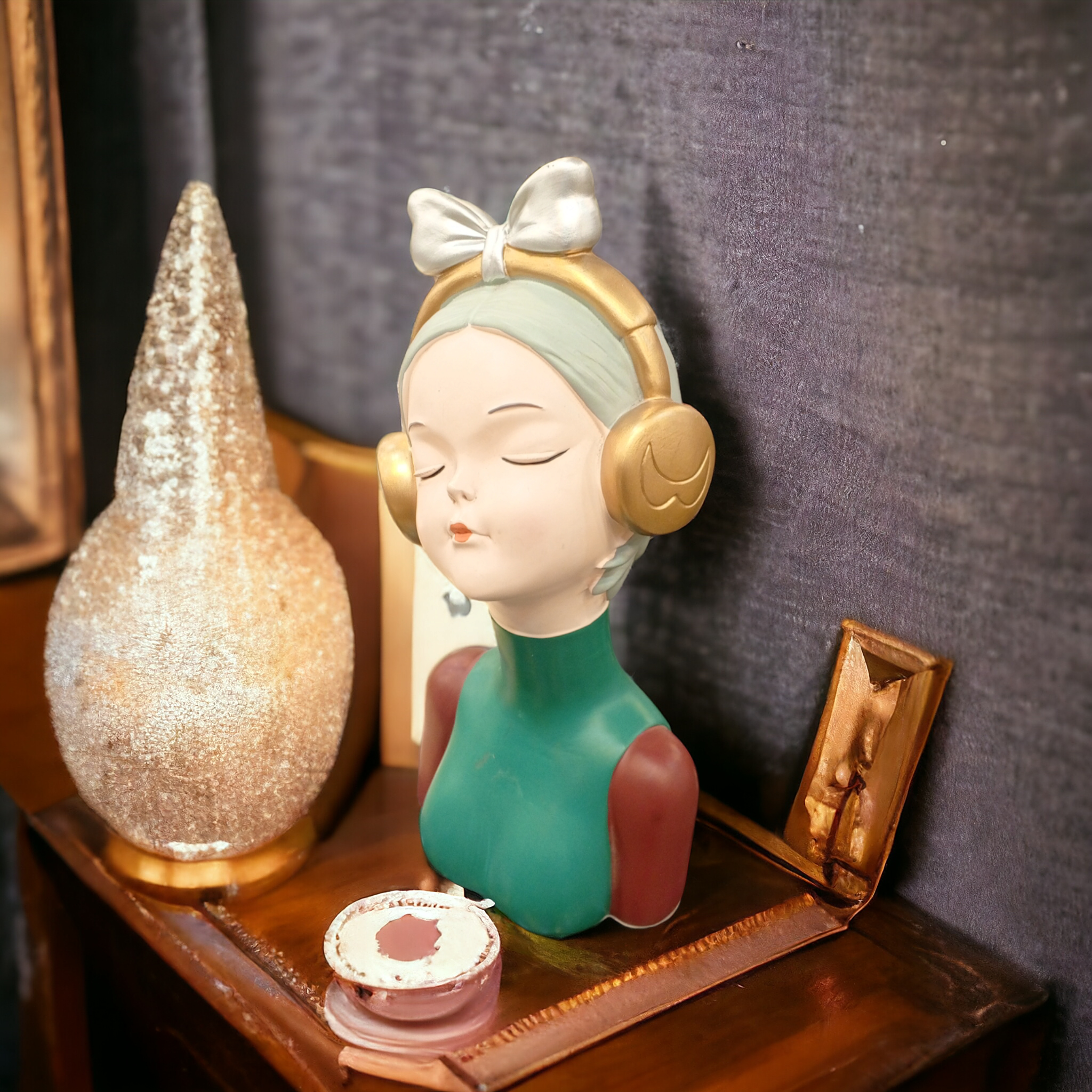 Nordic Girl Sculpture-Green
