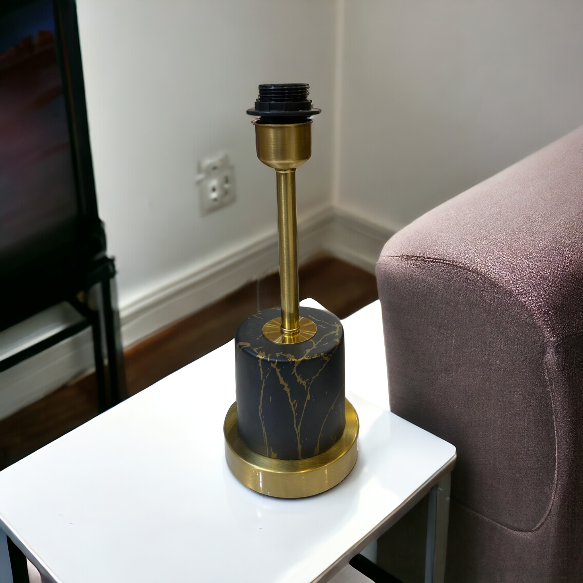 Metal Table Lamp-(Sleek Design)