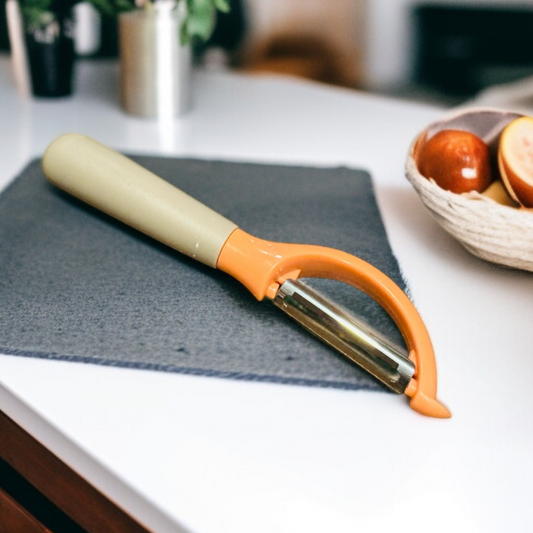 Vegetable & Fruit Peeler -D2