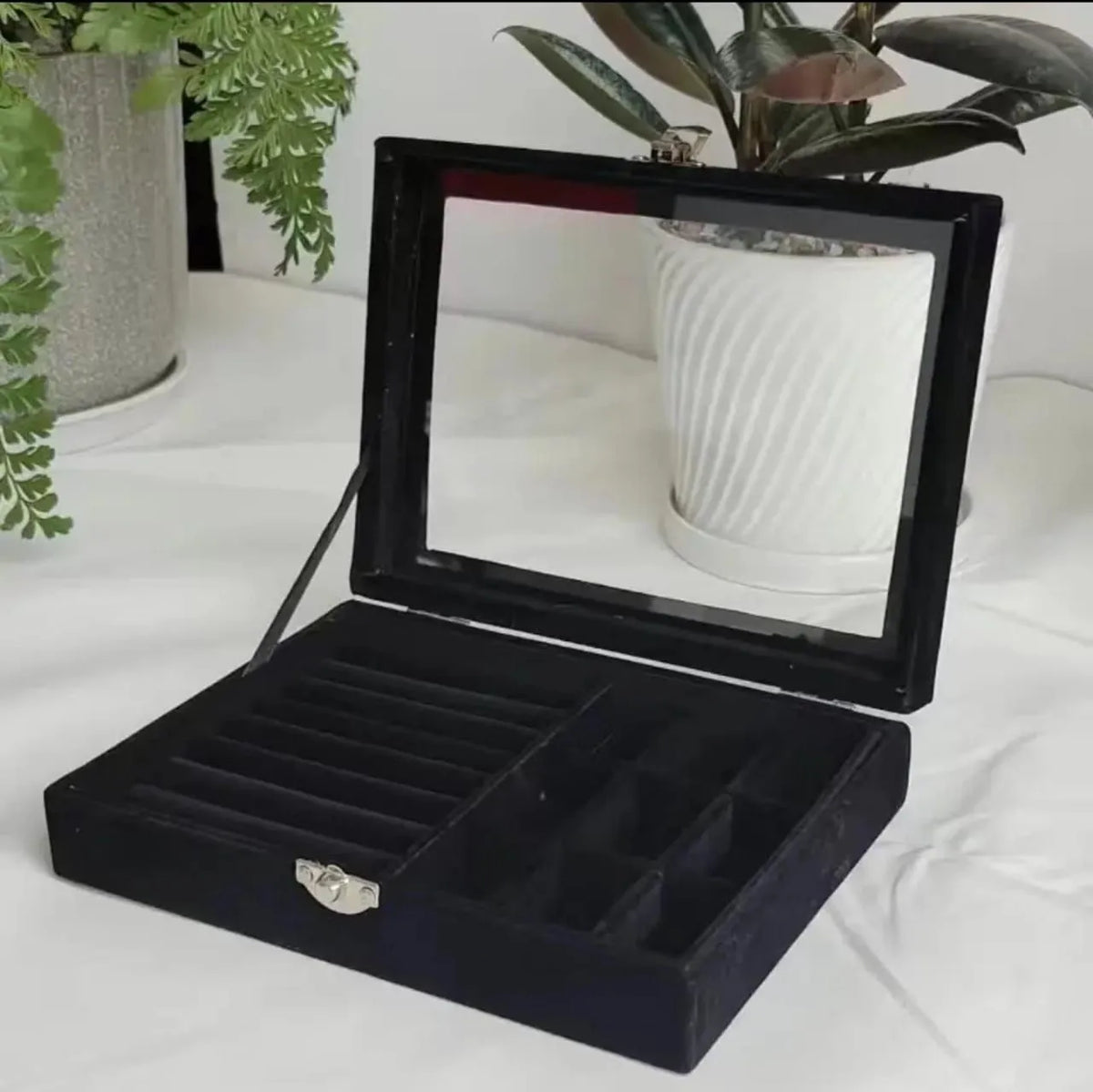 Minor Damage Velvet Clear Lid Jewelry Organizer