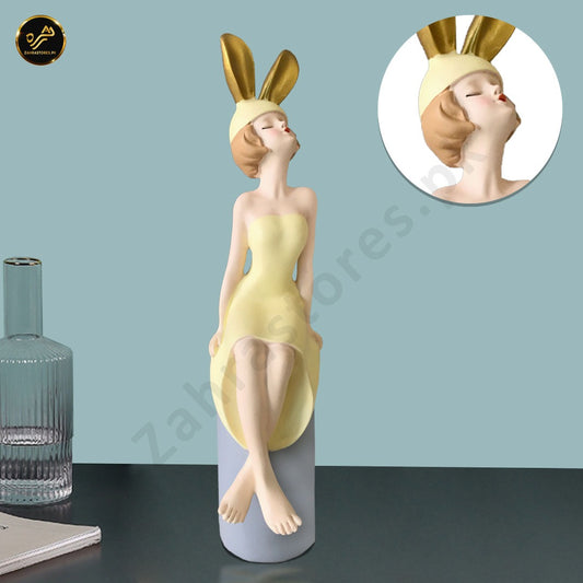 Cartoon Girl Character Modern Art Resin Statue