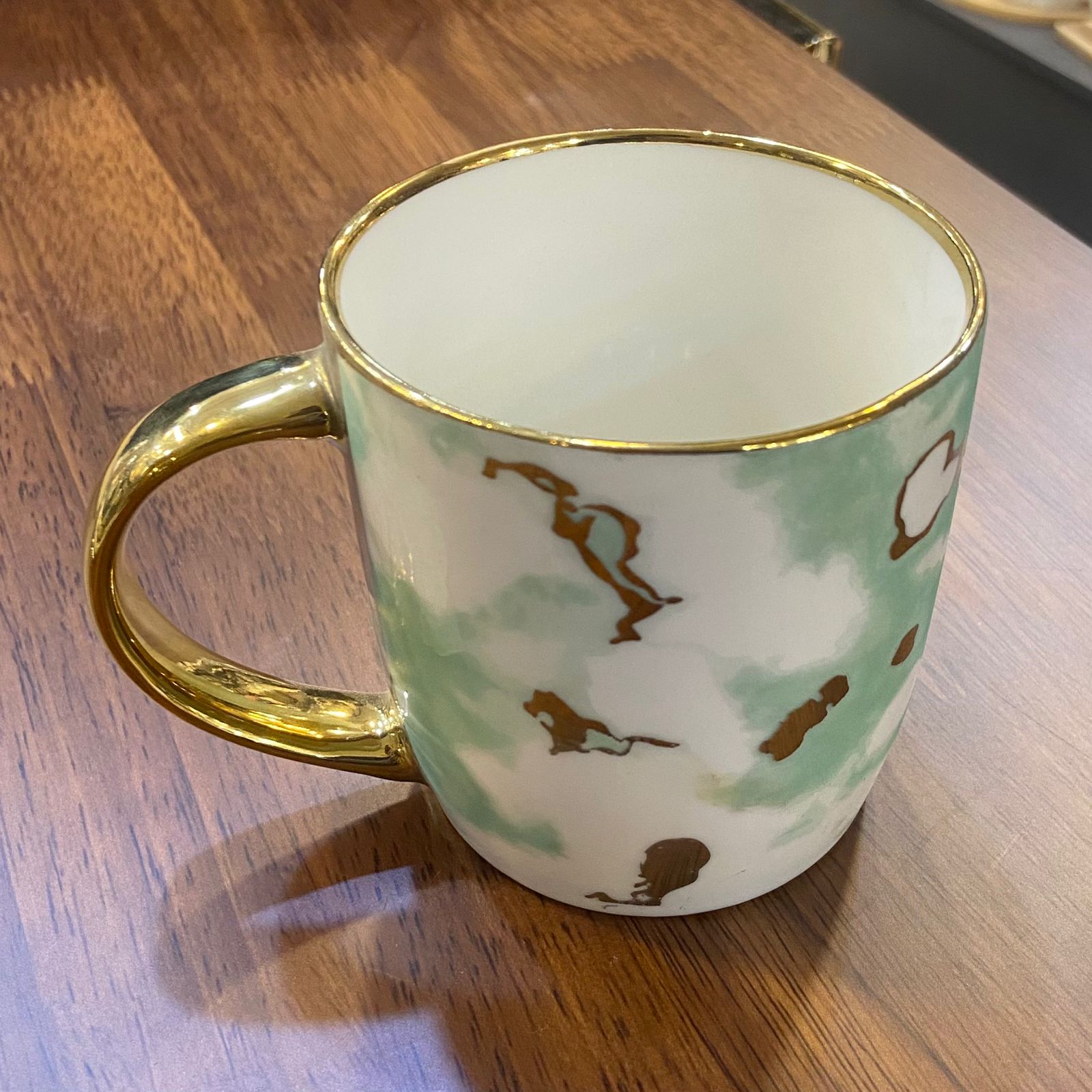 Golden Handle Ceramic Mug -D1