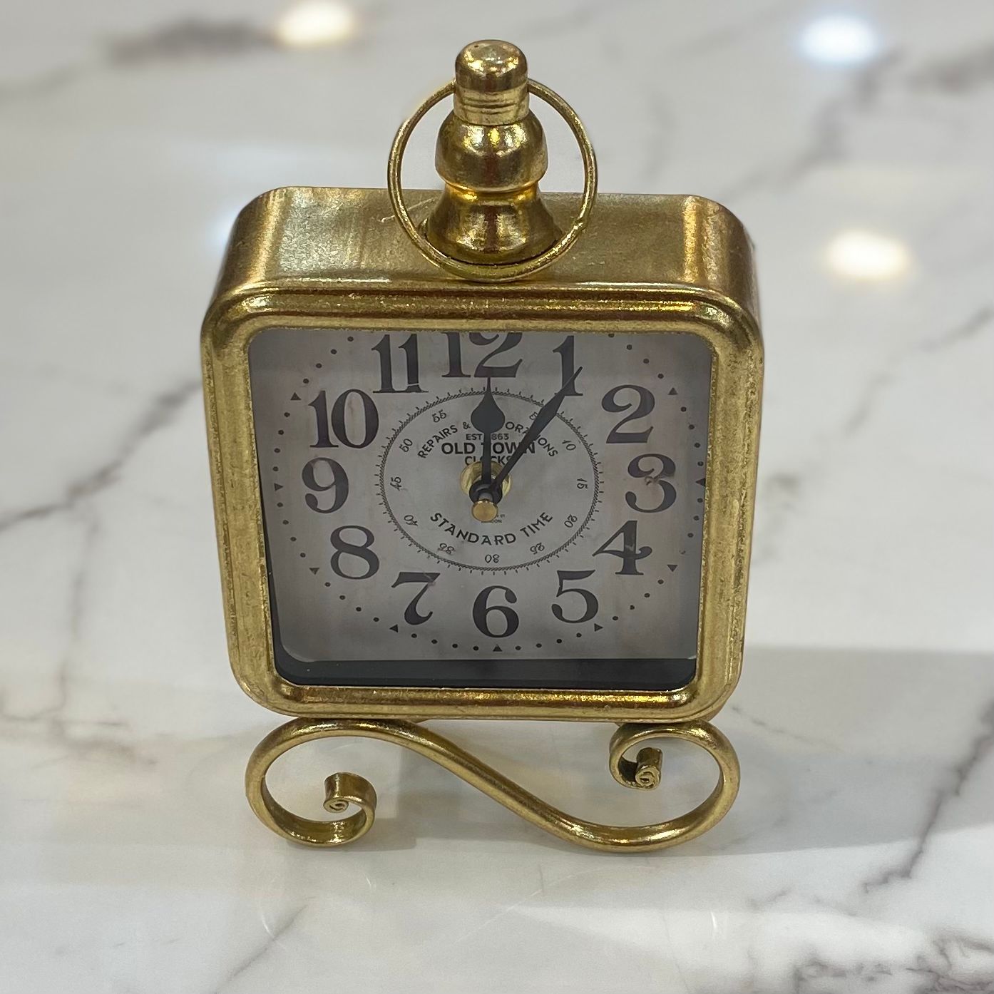 Table Clock Square