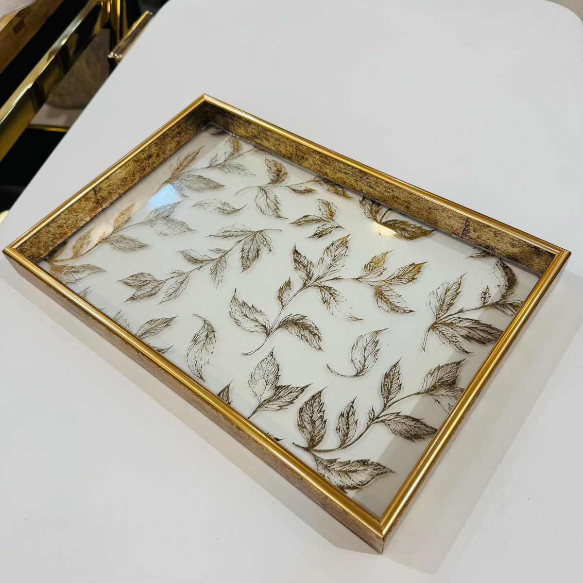 Golden Border Glass Tray (30x20cm) -D2