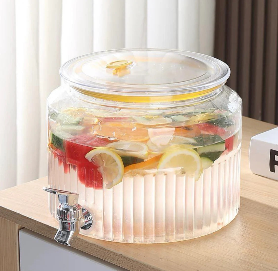Acrylic Round Beverage Dispenser -5.6L