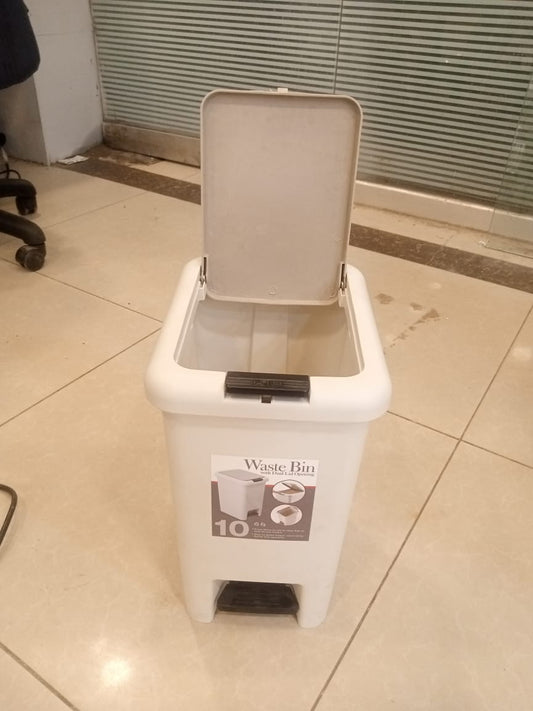 Pedal Dustbin -10L