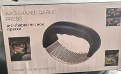 Arc Shaped Garlic Press