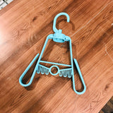 Multifunctional 4 hooks rotating hanger