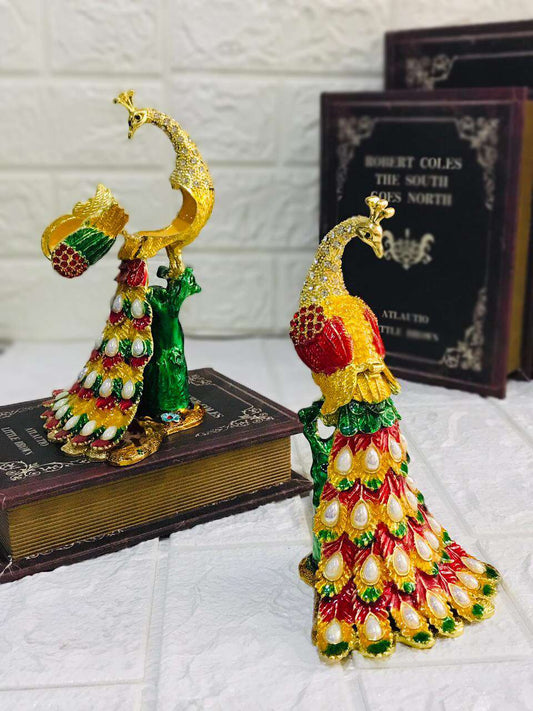 Pecock Figurines For jewelry Storage Medium