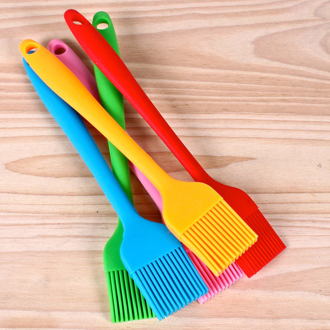 Small Silicone oil Brush Cooking Tool for BBQ and Pastries Cakes